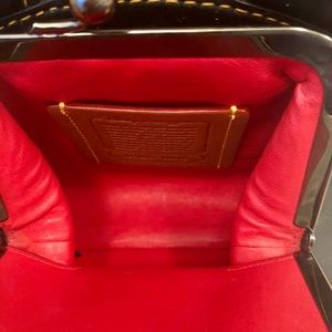 coach kisslock mini should bag